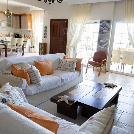 Appartamento House Flogita