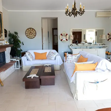 House Appartamento Flogita